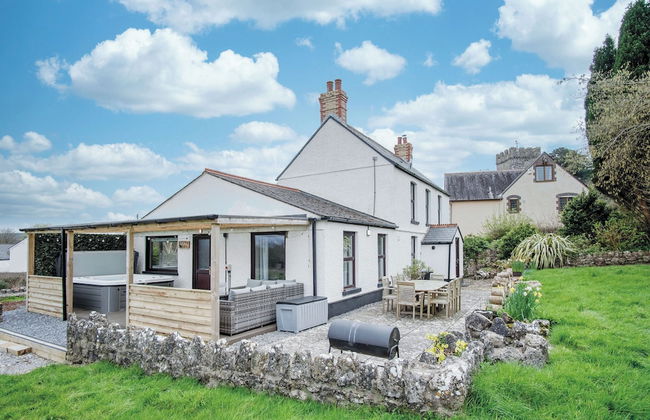 Hill House - 4 Bedroom - Llanrhidian - Photo 76