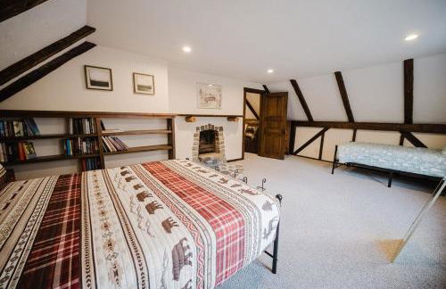 13 Beds, 17 Guests with Hot tub only 15Mins to Sunday River - Foto 6