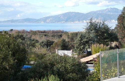 Corsicadream Barbicaja, superbe appartement dans villa, vue panoramique mer, piscine, proche Porticcio - Foto 19