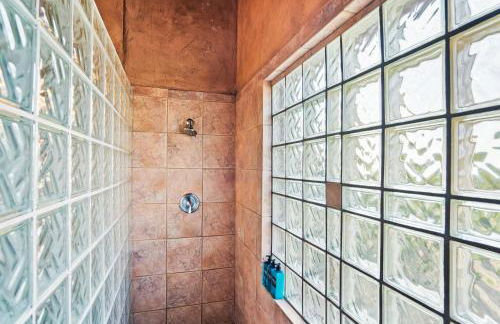 Legendary 3 Bedroom Estate with Pool & Hot Tub! - Foto 62