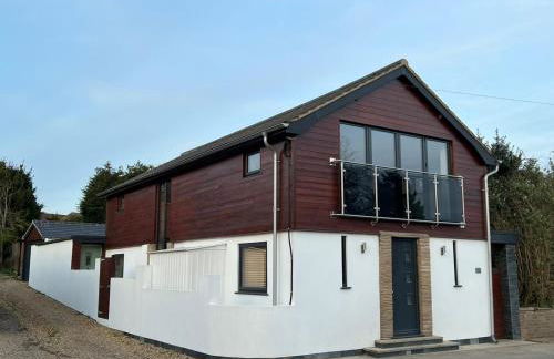 Modern upside down property with hot tub - Foto 17