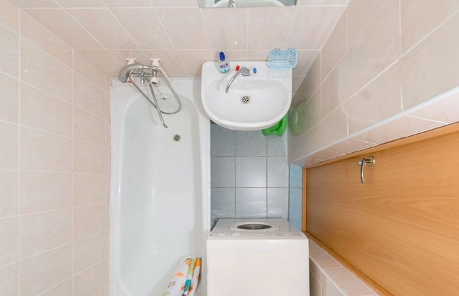 Apartment near Ekaterinensky 2 - Photo 8