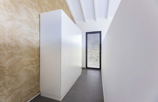 Coral Estate Holidays - Photo 27