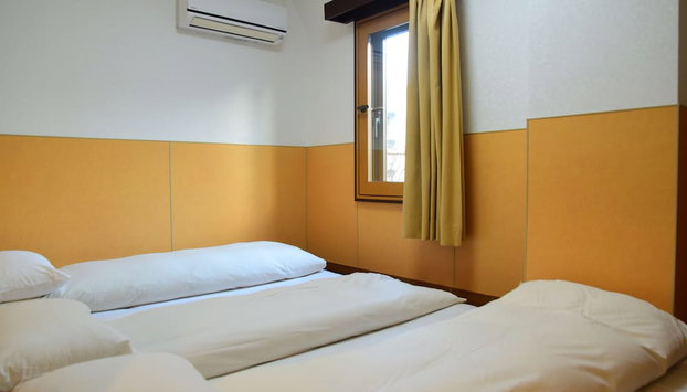 Ueno House VIP - Foto 3, Habitación