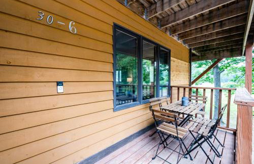 4BR Spacious Condo, Private Lake MI Beach Access, Outdoor Heated Pool - Photo 31