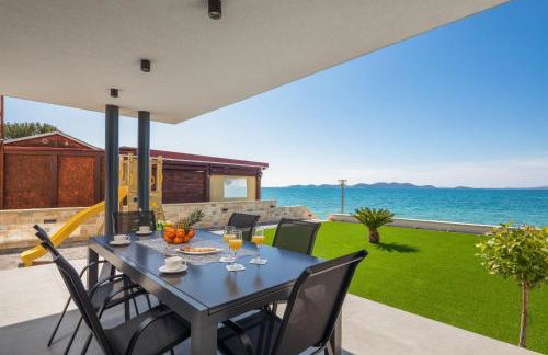 Luxury Apartment Sea - Photo 26