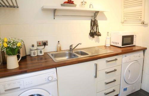 Great Location - City Centre - Parking - 4 Beds - 2 Bedrooms - Foto 40