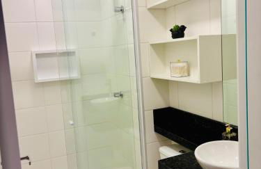 Studio Luxuoso Cama Queen Ar Condicionado e Cozinha Completa - Photo 18