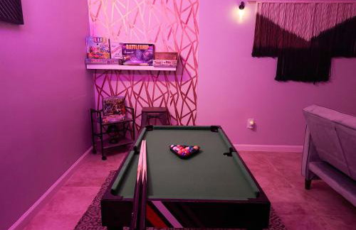 Lux Designer Home with Gaming Rm - Foto 26