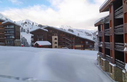 PARADISKI-BELLE PLAGNE, Altitude 2050m, APPART skis aux pieds 4 personnes - Foto 32