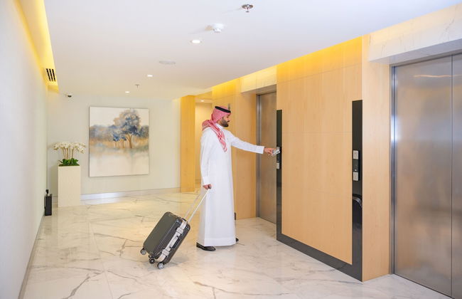 Springfield Suites - Photo 4