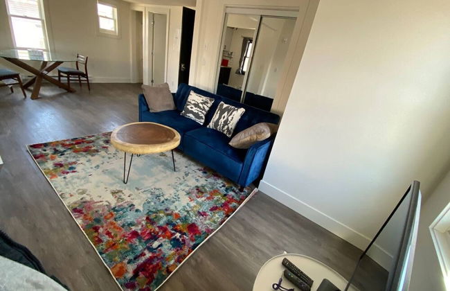 Historical Building 1br 1ba Walk To Roger's Place - Photo 13