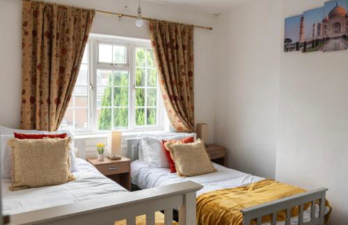 Cosy Inn near Luton Station, Mall and Luton Airport 10 Min - Foto 25