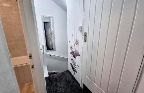 *11BR* Setup for your most amazing relaxed stay + Free Parking + Free Fast WiFi * - Foto 15