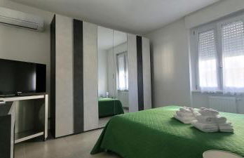 Intero Appartamento con Parcheggio Gratuito - Foto 32