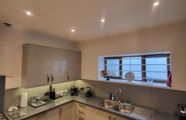 The Coach House - Photo 6