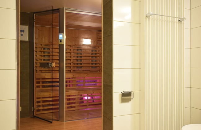 Luxurious Cottage in Libin Region With Sauna - Photo 24