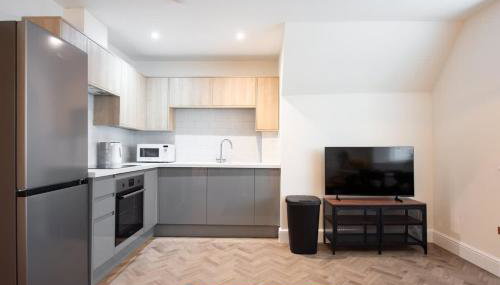 6 The Royal Serviced Apartments, Harwich - Fast WiFi, Private Parking - Foto 4