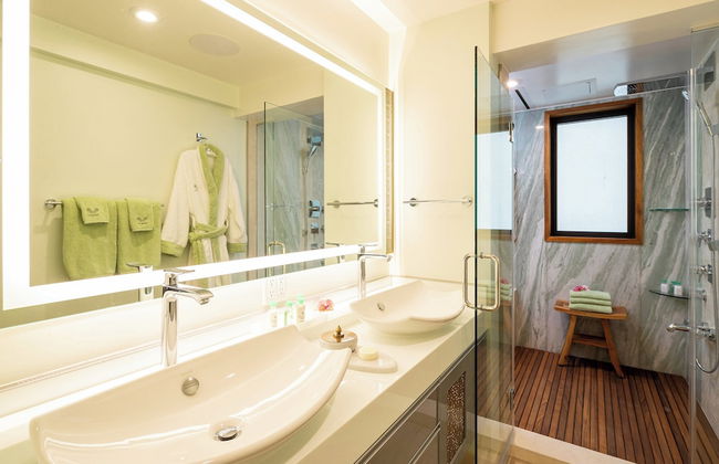 Espacio The Jewel Of Waikiki - Photo 25