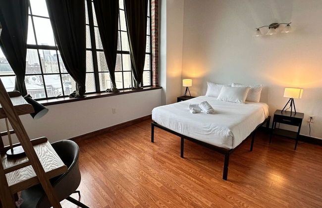 Sosuite 2BR Apt w W D Gym On-site Restaurant - Photo 4