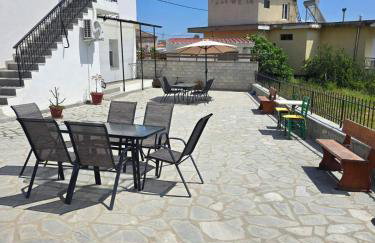 Olive Tree's House - Photo 46