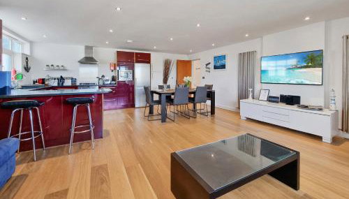Point View - Award Winning Apartments with Private Parking - Foto 5, stove