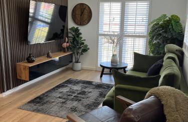 2 Bed Modern Apartment - Foto 16