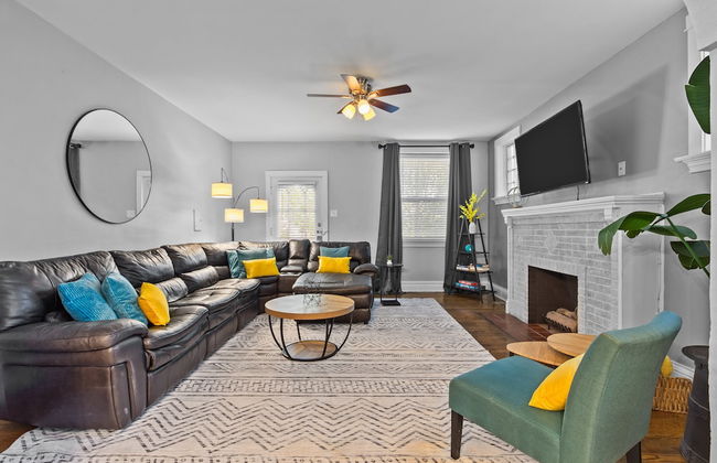 Botanical Bliss | JZ Vacation Rentals - Photo 16