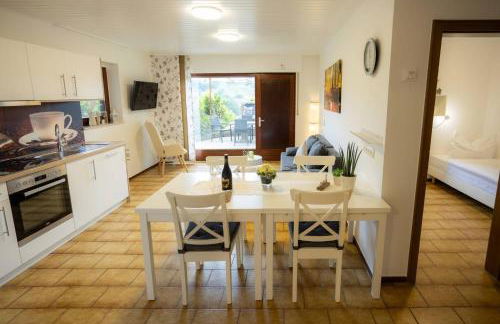 Ferienwohnung "Kirchblick" im Ferienhaus Blumenhain - Foto 10