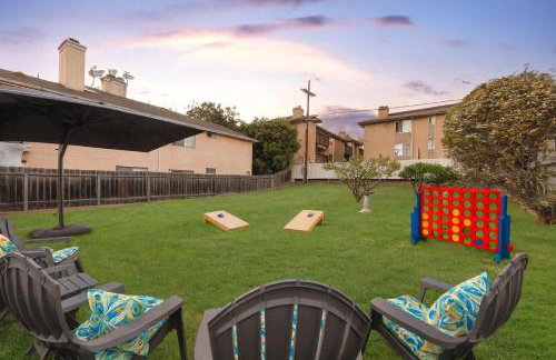 10 Min to the Beach Colorful Home Huge Yard - Foto 3