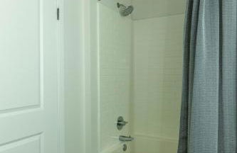 Modern Serenity Apartment for a Comfortable Stay - Foto 4