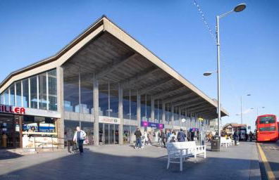 Cozy Entire Apartment with Free onsite Parking, 2-Min Walk to Barking Station - Foto 22