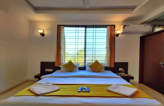 Strawberry Land Resort - Photo 15