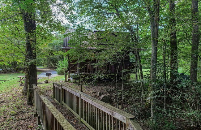 Sweet - 2 Bedrooms, 2 Baths, Sleeps 6 Cabin by RedAwning - Foto 21