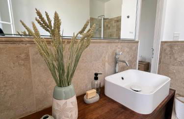 La Madeleine, nichée au cœur de Saint-Émilion - Foto 23