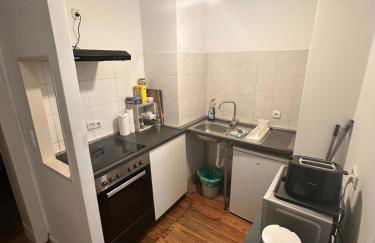 Typical Altbau in the heart of Berlin Wedding - Foto 19