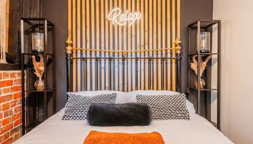 New Forest Cottage with Hot Tub, Fireplace and Private Garden - Foto 3