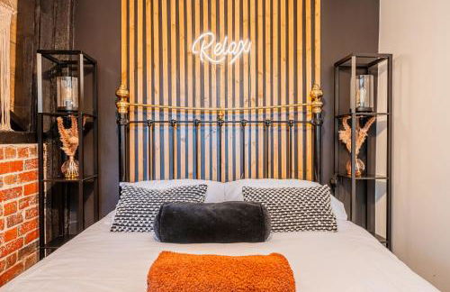 New Forest Cottage with Hot Tub, Fireplace and Private Garden - Foto 3