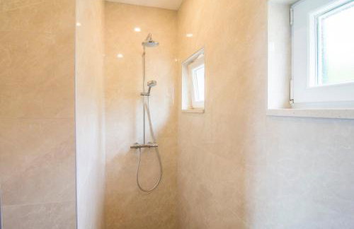 Seaview Residence - Photo 23