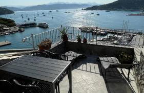 Seafront rooftop flat w/ terrace - Foto 1