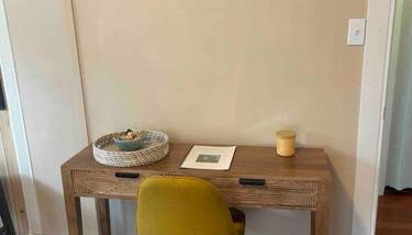 Beautiful Studio Apartment in Historic House - Foto 4