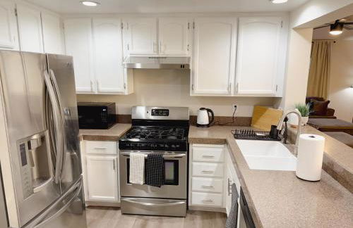 8 Mins From The Strip & 5 From Airport with Pool - Foto 18