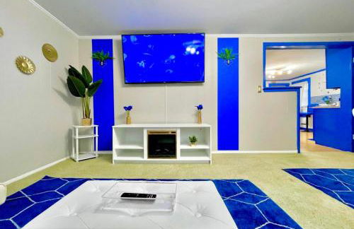 The Sapphire Haven - Your Old Brooklyn Oasis Awaits Families, Couples, Business Travelers Near Downtown With Parking, 300 MB WiFi & Self Check-In - Foto 39