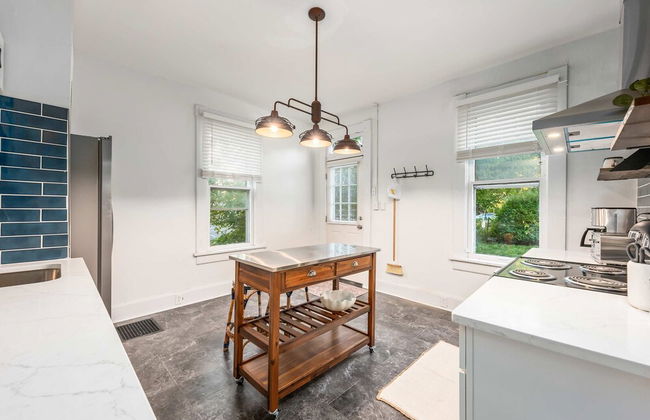 German Charm Suites Sleeps 8! - Foto 10