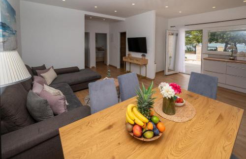 Beachfront house Miamore - 10 m from the sea - Foto 26