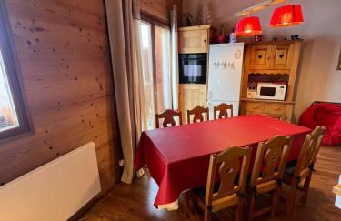 DUPLEX 50 m2 aux pieds des pistes les saisies hauteluce et contamines montjoie 6 personnes 1 chambre et un coin nuit - Foto 3