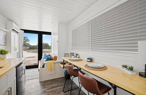 New Oak Grove-Container Retreat - Photo 18