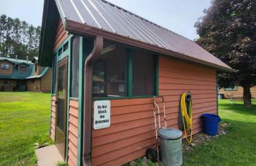 Cedar Cove Cabin 3 - Foto 10