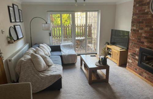 Modern 3-Bed Home Near Birmingham City Centre - Foto 9