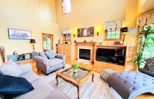 Artemis Lakehouse - Hot Tub, Lakefront & Racetrack - Photo 13